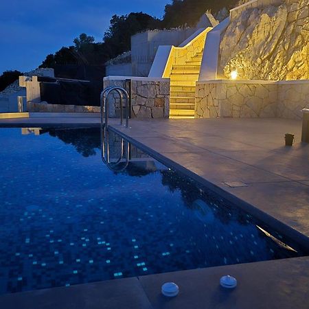 Desun Suites Kolonion Exterior foto