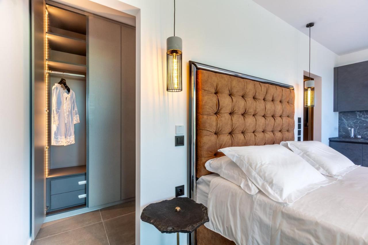 Desun Suites Kolonion Exterior foto